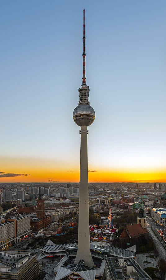 Berliner Fernsehturm Berlin Sehensw rdigkeiten FXSMMZ