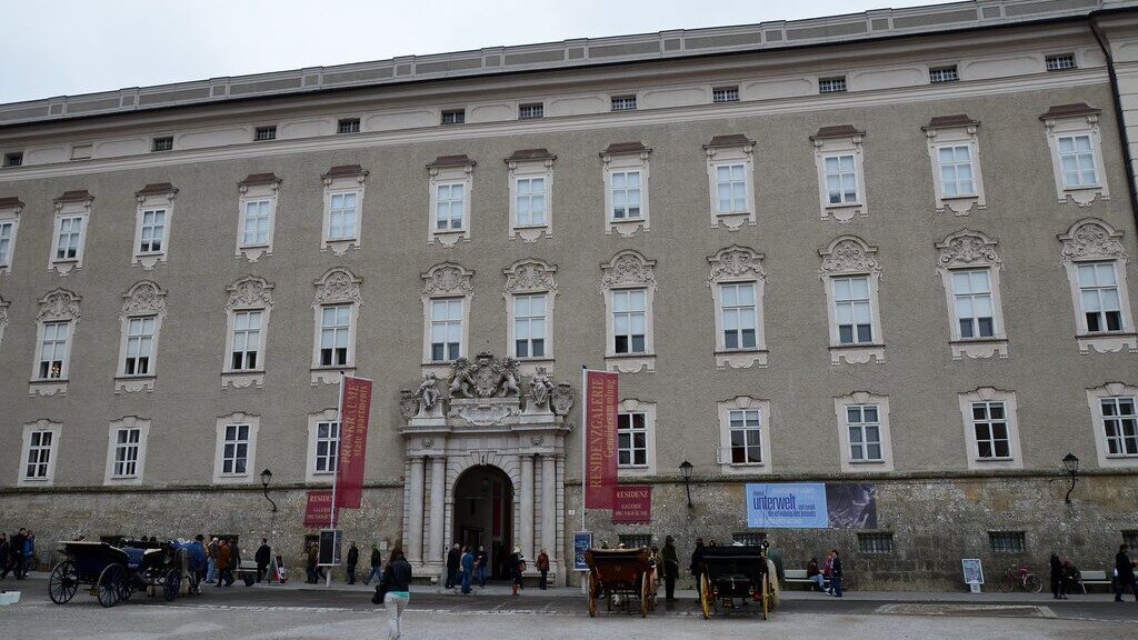 Alte Residenz, palace of the prince archbishops of Salzburg, 1600 onwards (2)